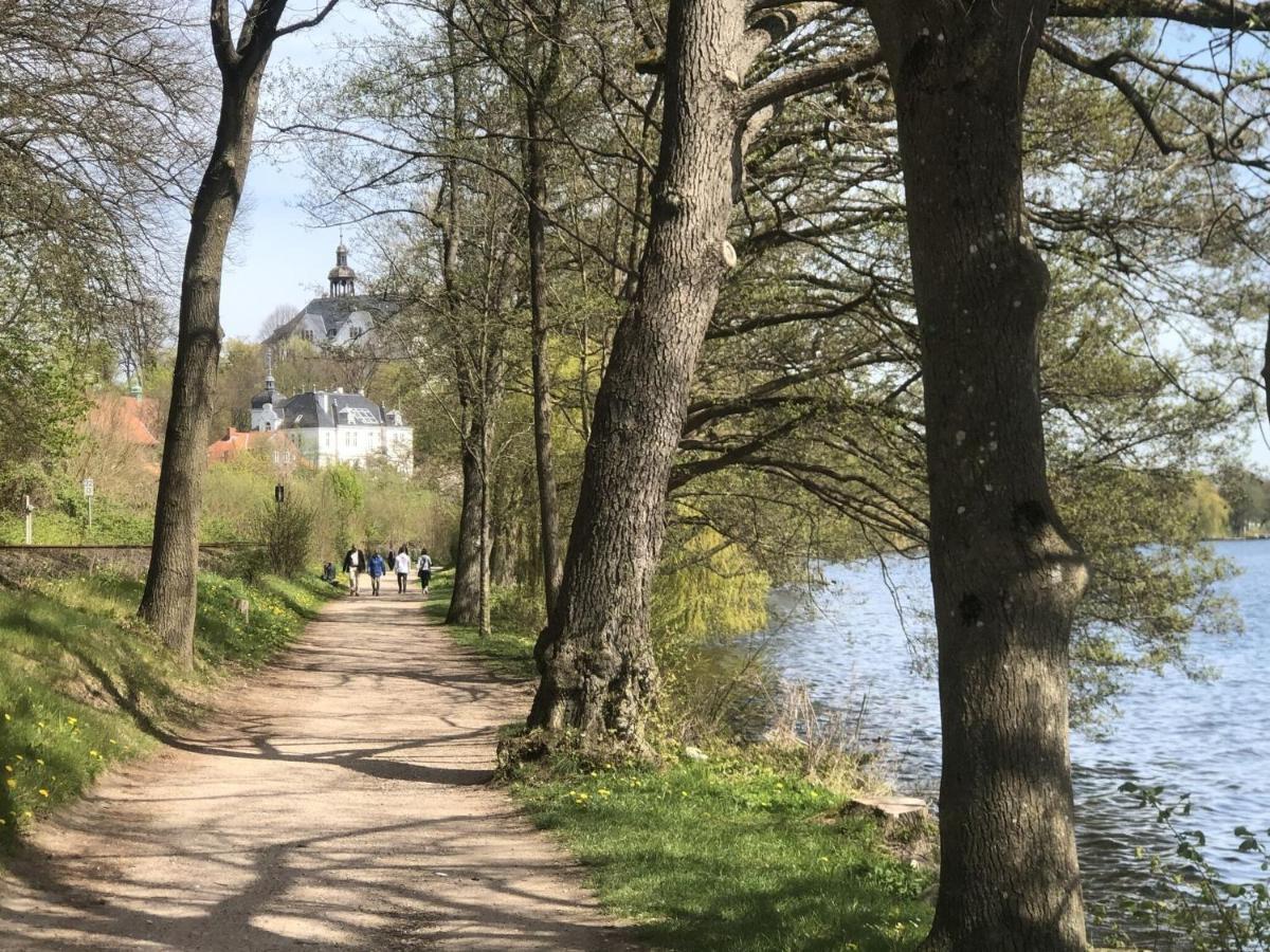 Flat In Eutin On The Kleiner Eutiner See Lake 외부 사진